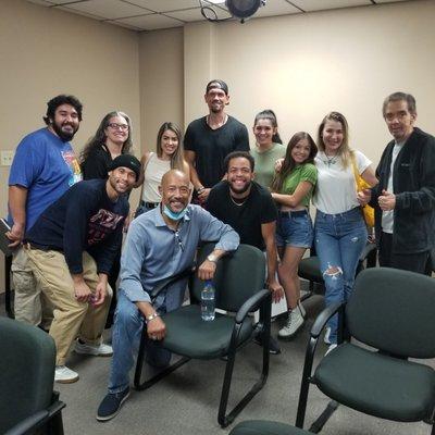 Steve Howey visiting class