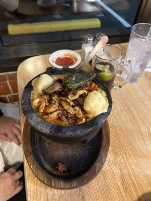 Molcajete