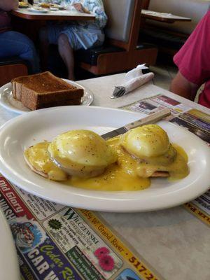 Eggs Benedict