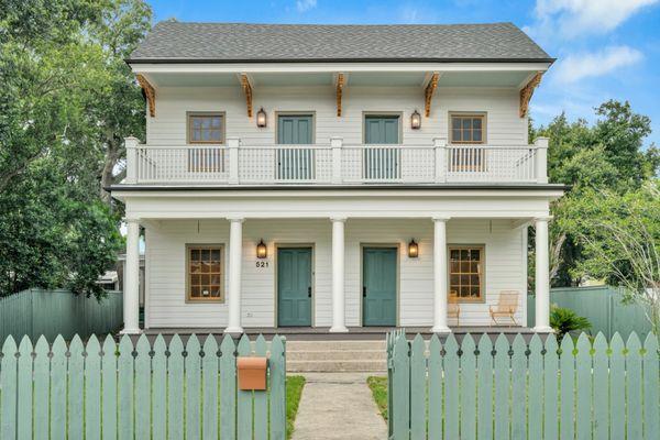 Algiers Point farmhouse restored by Bargeboard! Featured on "In With the Old" (S4 Ep9). This historic gem showcases New Orleans' resilience.