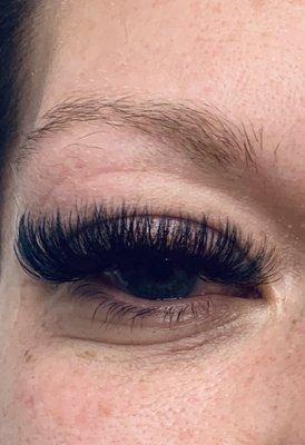 Volume eyelash extensions