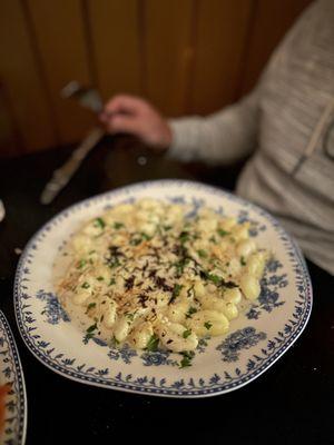 TRUFFLE GNOCCHI