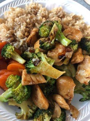 Teriyaki chicken with broccoli