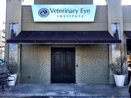 Veterinary Eye Institute Dallas 4152 Cole Avenue, Ste 101 Dallas, TX 75204