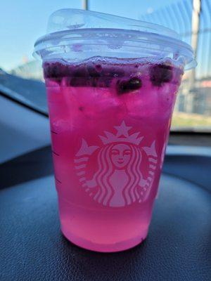 Gr Mango dragon fruit lemonade