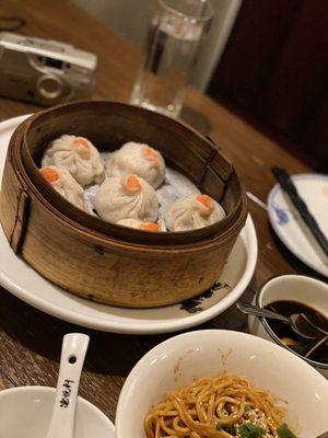 6 Steamed Soup Dumpling