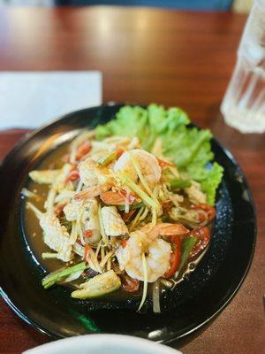 Papaya Salad with Seafood Salted Crab & Fermented fish ()