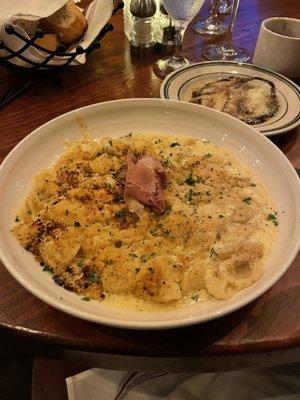 Baked Tuscan Mac & Cheese