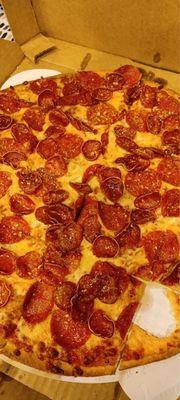 Crispy Thin Pepperoni Pizza