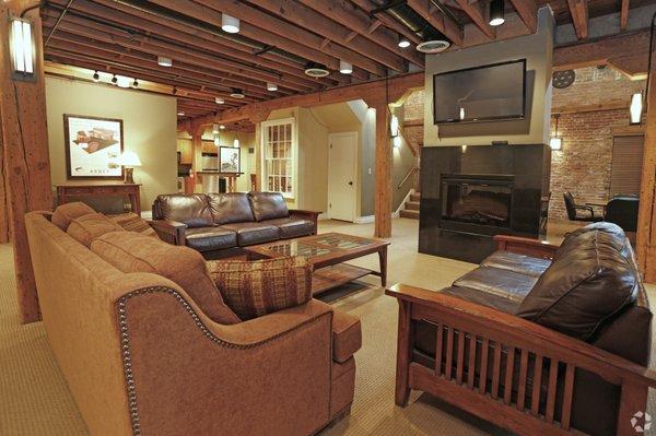 Recreation Center - Resident Lounge with TV & Fireplace