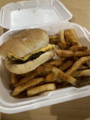 Bacon Cheeseburger w/ Cajun Fries