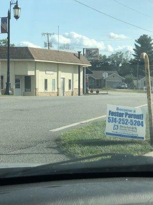 The view from the street. Bob seems to always be there with a bunch of helpful ladies