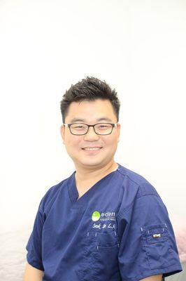 Seok Lee Licensed Acupuncturist.