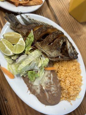 Mojarra Frita (delicious!)