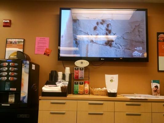 Coffee, tea, HGTV! Nice waiting room.