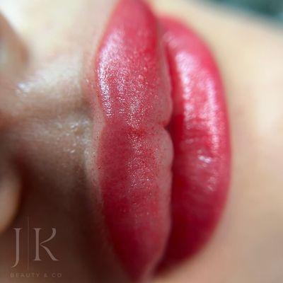 Cosmetic tattoo (lip)