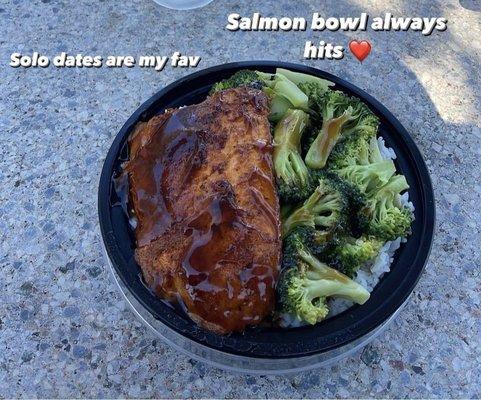 Salmon bowl