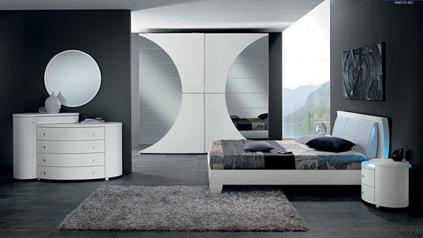 From Italy Simple White Matte Finish perfect for any bedroom that need a new concept. Available in Queen and King Size.