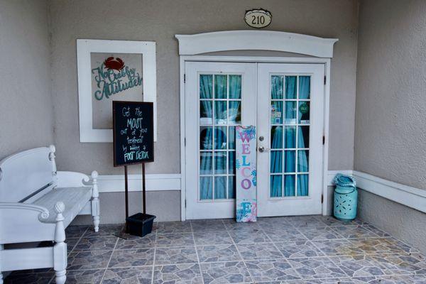 Gypsy Mermaid Day Spa & Boutique entrance.