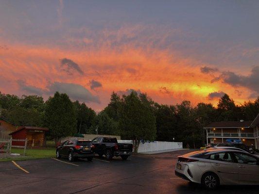 Shaheen's Adirondack Inn