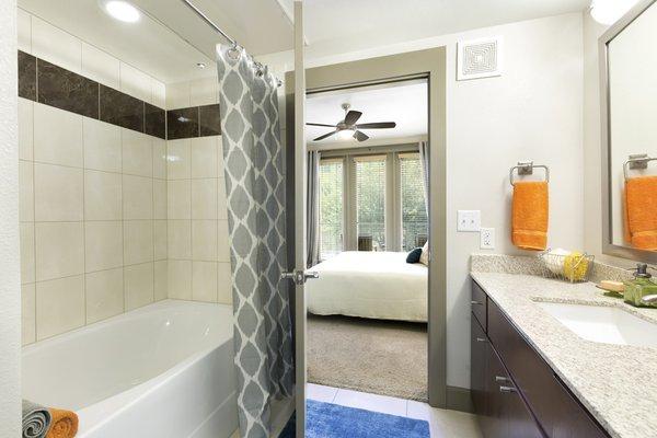 Pressler Model Bathroom with Deep Soaking Tub