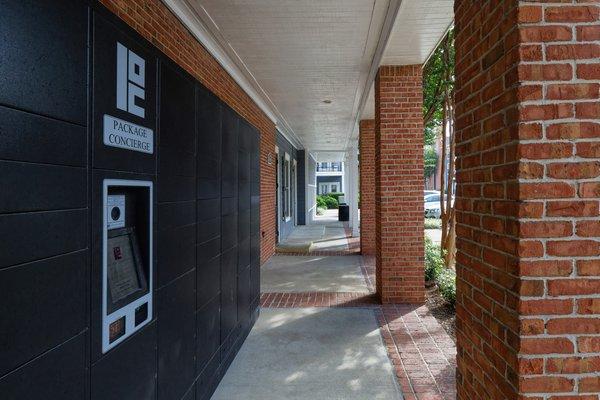 Island Park/Harbor Town Square electronic parcel locker system