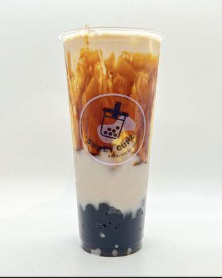 Fresh milk tea with brown sugar boba