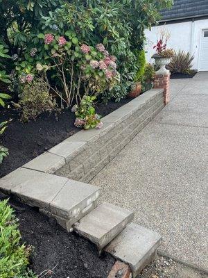 Retaining wall & new concrete driveway