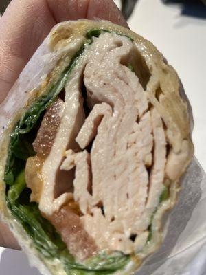 My delicious turkey, spinach and tomato wrap