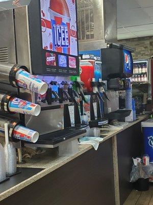 Icee Machine & Cold Beverages To Fill Pour To Go !