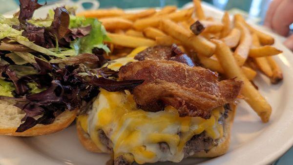 Bacon cheeseburger