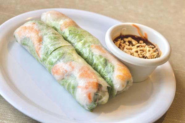 A2. Shrimp and Pork Spring Rolls (Goi Cuon Tom Thit).