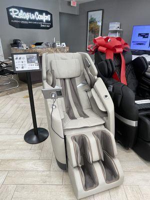 OSAKI Platinum model massage chairs now on sale!