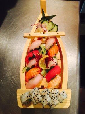 sushi boat