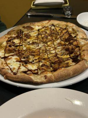 Chicken, Artichokes and Gorgonzola Pizza