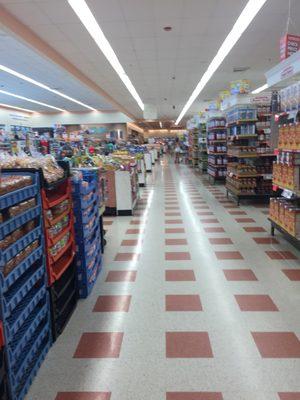 Market Basket of Hudson -- 8 Highland Commons, Hudson            Interior