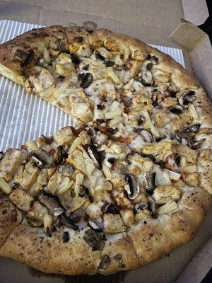 Stuffed Crust chicken mushroom and pineapple!