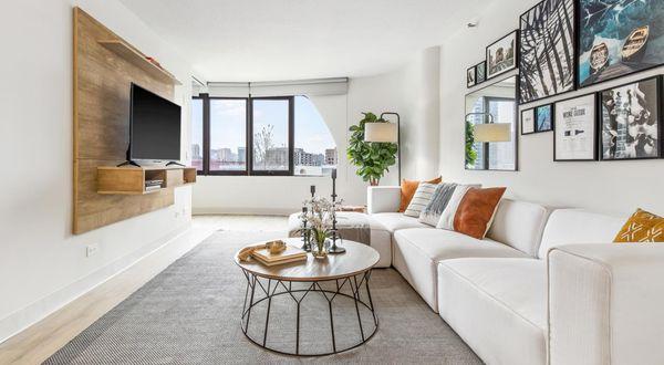 Spacious, Luxury Apartments in Chicago's South Loop Neighborhood