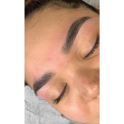 Brow Sculpt & Tint