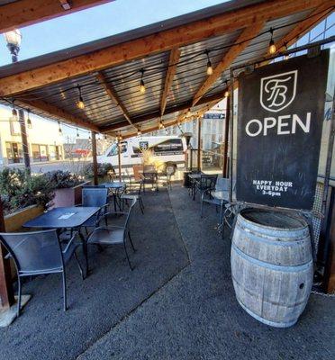 Covered outdoor dining patio