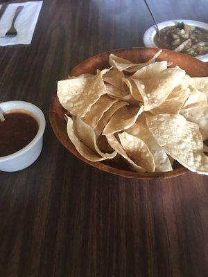 When I get chips n salsa like what they put out here, I feel warm and fuzzy all over:  crispy chips, house made pico & hand ground chile