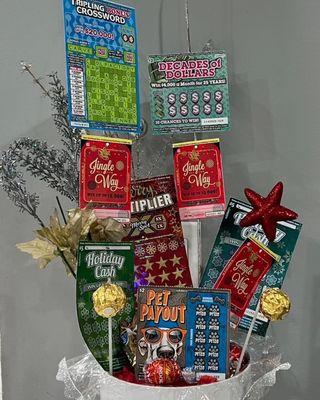 Holiday scratchers baskets