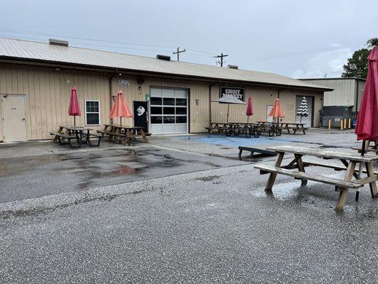 Patio & entry