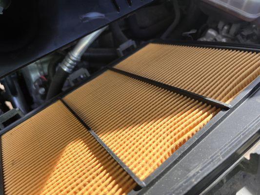 The "dirty" air filter that "needs to be replaced."