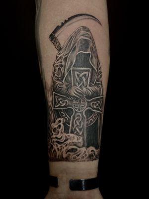 Black and grey work by dario