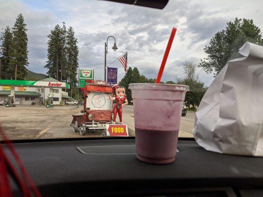 Huckleberry shake from Winki's drive-through