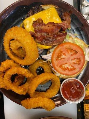 Bacon Cheeseburger with Onion rings