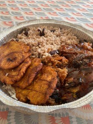 Jerk Pork with rice & beans and plantains