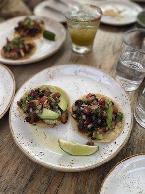 Mushroom taco