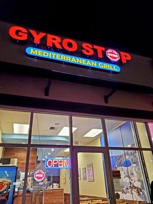 Gyro Stop to eat dinner for Beef and Lamb Gyro. Good service and Good food!